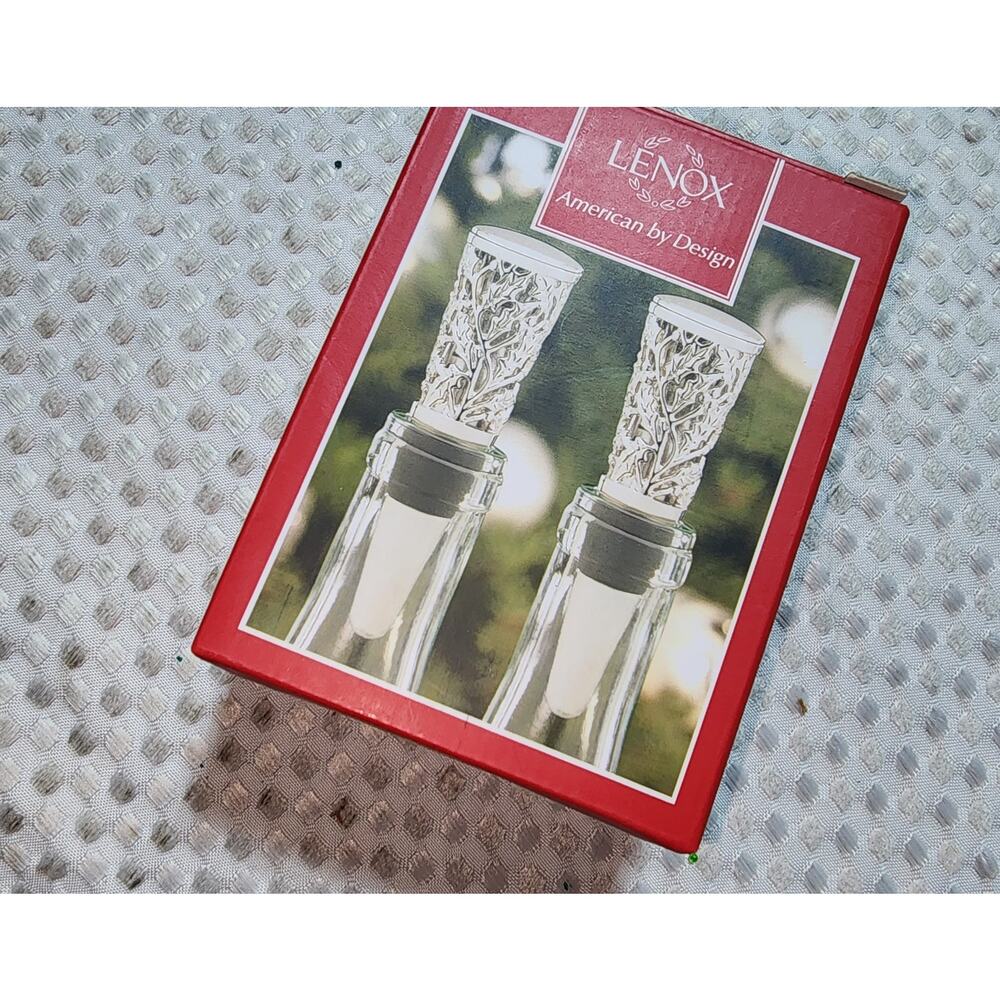 LENOX NIB SET OF 2 HOLIDAY BOTTLE STOPPERS
